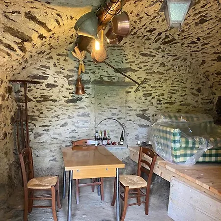Stupenda Vista Sulle Orobie Con Giardino E Barbecue 테글리오